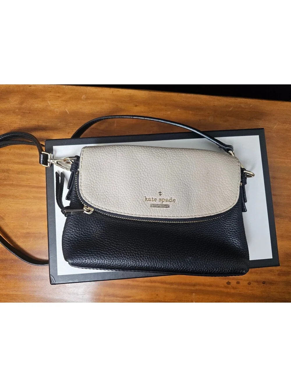 Kate Spade Purse Pink & Black Women Small  Leather Crossbody